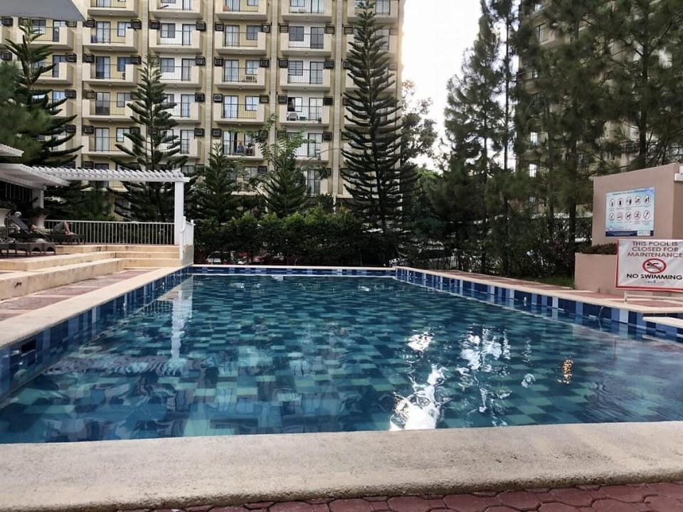 PATSY- 2BR at Camella Northpoint WIFI and NetFlix Apartment in Davao City