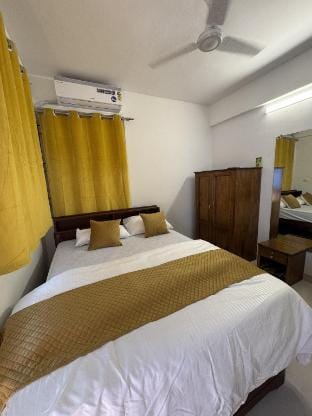 1BHK Pereira Serviced Apts. With Open Terrace! Apartment in Goa, India