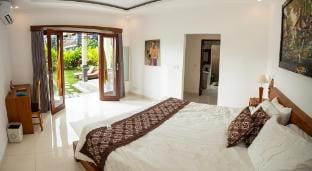 Modern Ubud Villa PARQ Nearby Villa in Ubud
