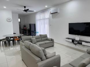  Austin JB Gather Corner Lot #Tebrau by VestaHomes Apartment in Johor Bahru