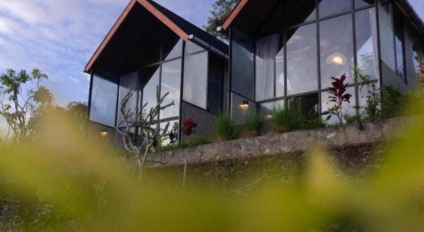 Mountain Peak Kintamani Hotel in Bali