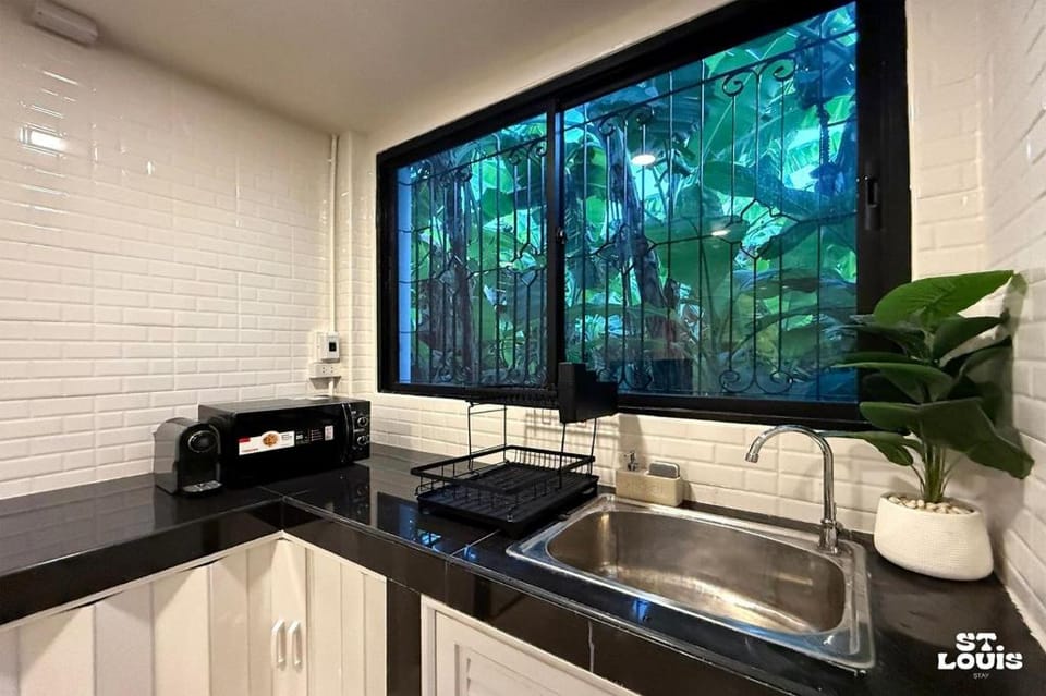 Saint Louis Stay Hotel in Bangkok