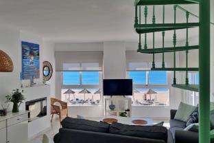 Sea Front Apartment in La Cala de Mijas Apartment in Costa del Sol