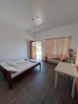 Lawak Bakasyunan - 1 (2pax) Apartment in Central Visayas