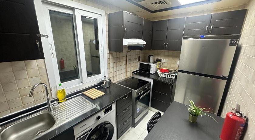 Blissful Partition Room in Bur Dubai Near Metro Vacation rental in Dubai