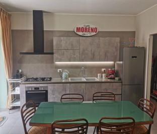 RoMyHome - Monte Mario Train Station / Gemelli  Apartment in Rome