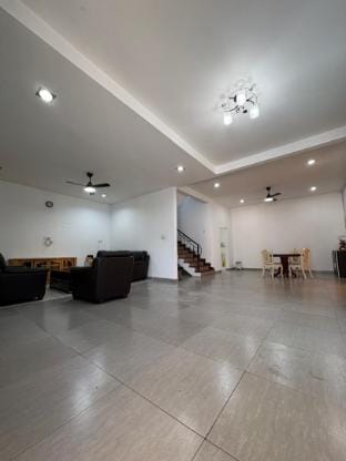 Spacious Tawau Kuhara Indah Homestay Apartment in Sabah