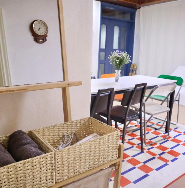 SLOWSTAY 복대동 힐링공간 장박환영 커플가족여행 출장 한국디저트 최대10인숙소 Apartment in South Korea