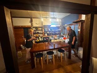 情緒溢れる西伊豆戸田。人気の古民家一棟貸、ドラッグストア徒歩15秒！海、温泉徒歩5分！自転車2台付！ Villa in Shizuoka Prefecture