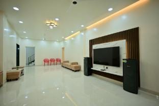 Sinhgad Farm and Villa Villa in Maharashtra