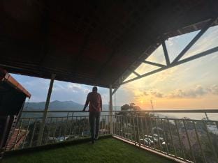 Budget friendly Chikmagalur TopHill Homestay Vacation rental in Karnataka