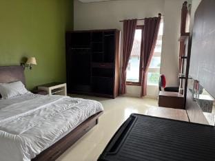 Ndalem Dhayoh, Kemang Pratama Vacation rental in West Java