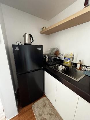 Loft-type condo in Mandaluyong w/ view & parking Apartment in Mandaluyong