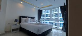 Grand Avenue Pattaya, 2 br -2 bath,pool-view,60sq Apartment in Pattaya City