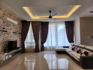Botani double-storey haven 5B4B by verve@19 pax  Vacation rental in Ipoh