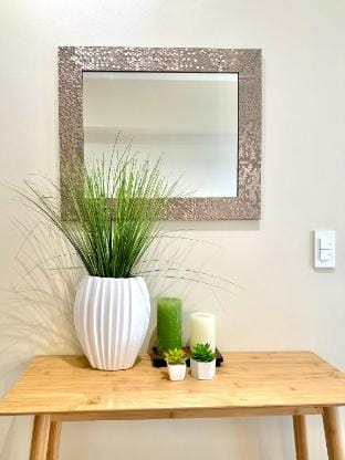 Glam Gletaway 1BR Wifi, Pool, Smart tv Apartment in Lapu-Lapu City