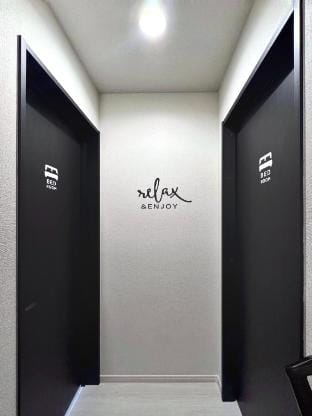 NEW!【新築95㎡/無料駐車場あり】難波まで電車で8分の好立地！大阪、京都、奈良へアクセス抜群！ Vacation rental in Osaka