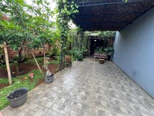 Pendopo Nilam Den Erwin (Syariah)  Vacation rental in Jakarta