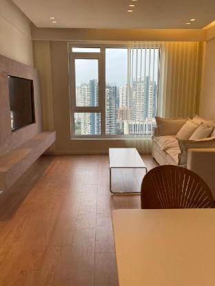 Close to the metro station, in a lively location Apartment in Shanghai