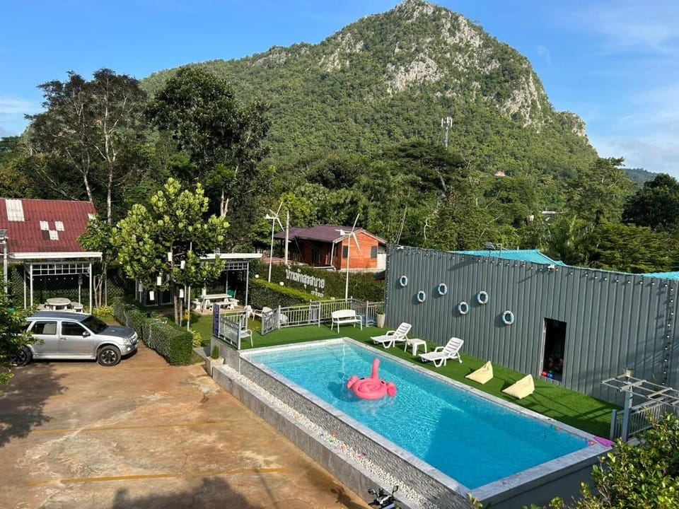 Suksaby Khaoyai Hotel in Laos