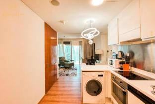 Lovely Studio Burj Khalifa View Apartment in Dubai