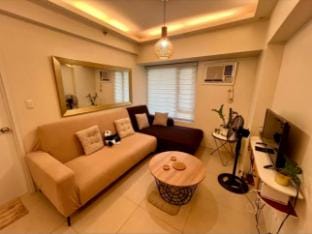 Rolly's Crib Apartment in Mandaluyong