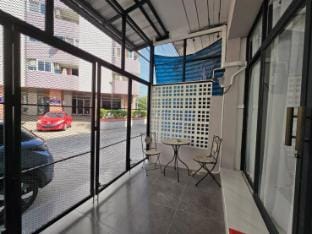 The Bliss House Bangsaen  Vacation rental in Chon Buri Changwat