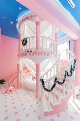 Ocean Code Fantasy Castle Beautiful Homestay  Apartment in Guangzhou