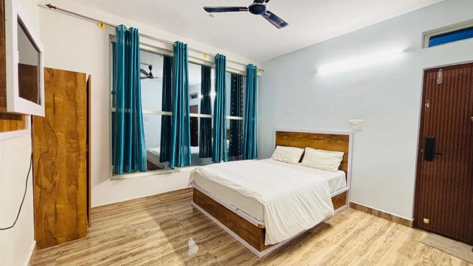I-ROOMZ S S V Hotel Hotel in Bengaluru