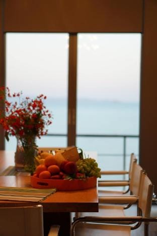 4bedroom Villa Siray Beach Front Vacation rental in Phuket
