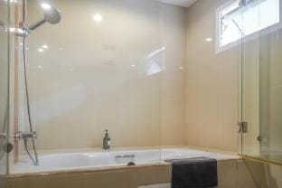Pattaya Luxe Penthouse - Outdoor Pool & Terrace Apartment in Pattaya City