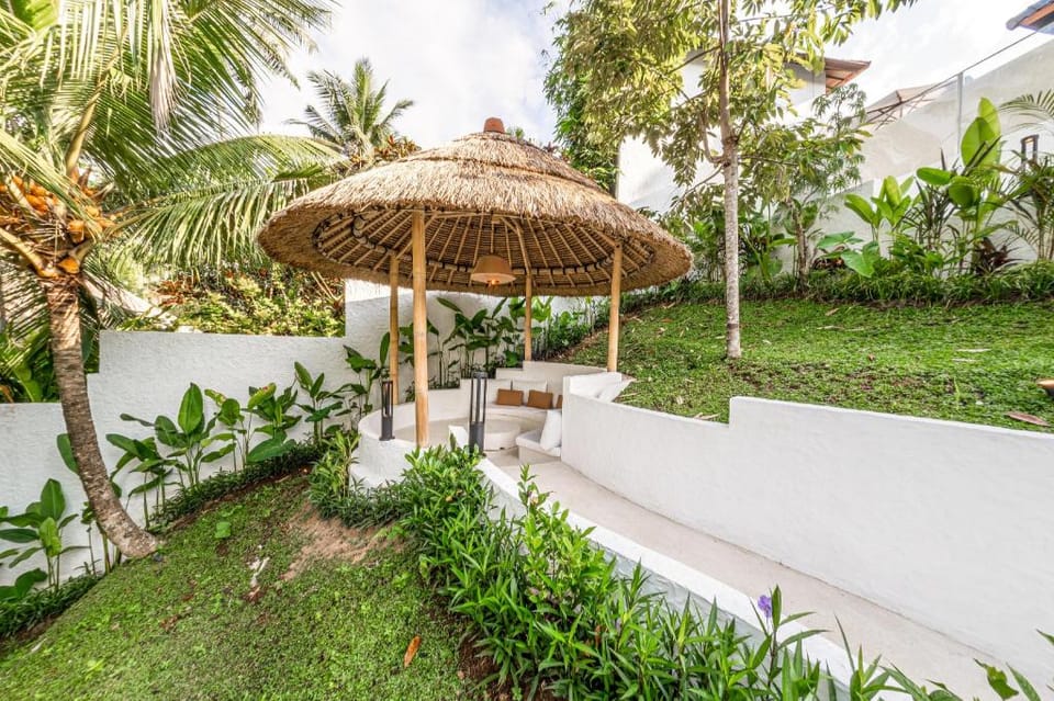 Oasis*LuxuryVilla Ubud with Expansive Pool Privacy Villa in Ubud