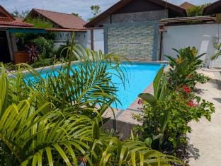 Phuket Palai Hideaway  | Poolside Apartment 2 Apartment in Chalong
