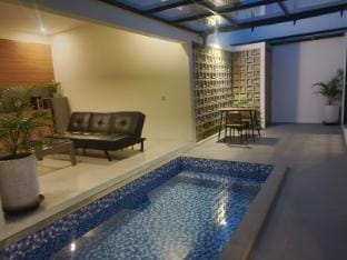 Ombee Villa Apartment in West Java