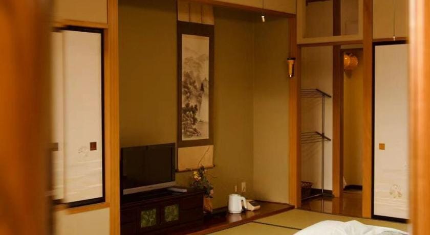令德湖畔山荘 Hotel in Shizuoka Prefecture