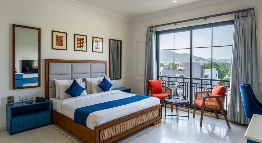 Sita Royal Lakside Chalet Hotel in Udaipur