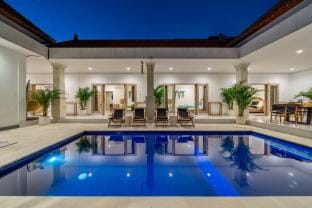 Semera*Cozy Private Villa Pool-Modern+Ps5,Netflix! Villa in North Kuta