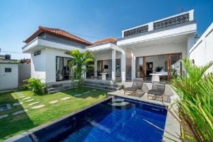 Viewbali 2- Villa 3BDR  in Canggu– PS5 & Netflix! Villa in North Kuta