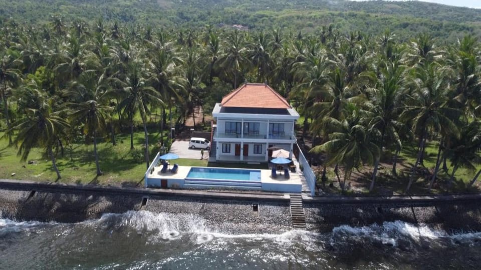 Villa Manis Segare Hotel in Bali