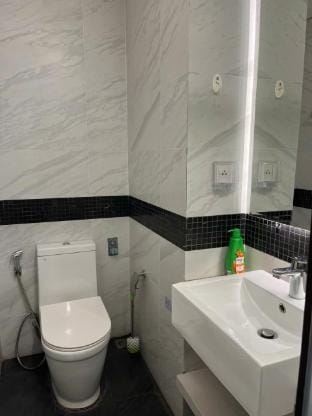 Căn hộ cao cấp 1brs Lake View/Lotte Mall Apartment in Laos