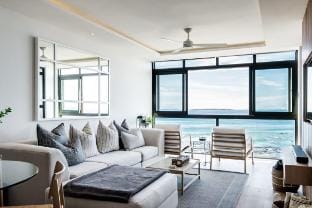 Magical Apartment w/Uninterrupted Ocean Views (Mou Apartment in Cape Town