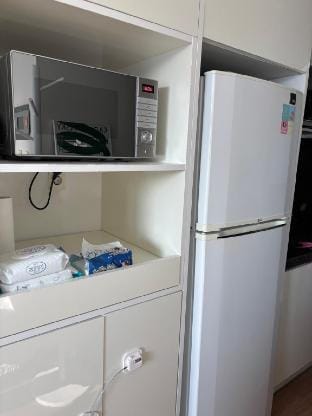 BEST location in Seoul in Hongdae 6th floor Vacation rental in Seoul