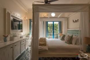 Casa Pela Mar, Goa Villa in Candolim