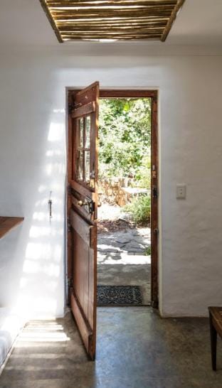 Spacious Sea View Apartment 1 - Leonard Apartment in Plettenberg Bay