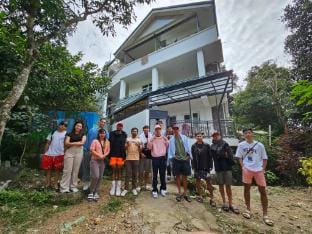 White House-Heartsville- NOT near Burnham Apartment in Baguio