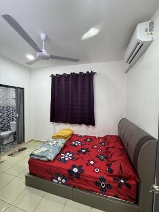Wika Homestay Vacation rental in Penang