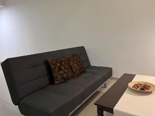 Cozy Suite @ Encorp Residence -Alpha IVF-Mall Vacation rental in Petaling Jaya
