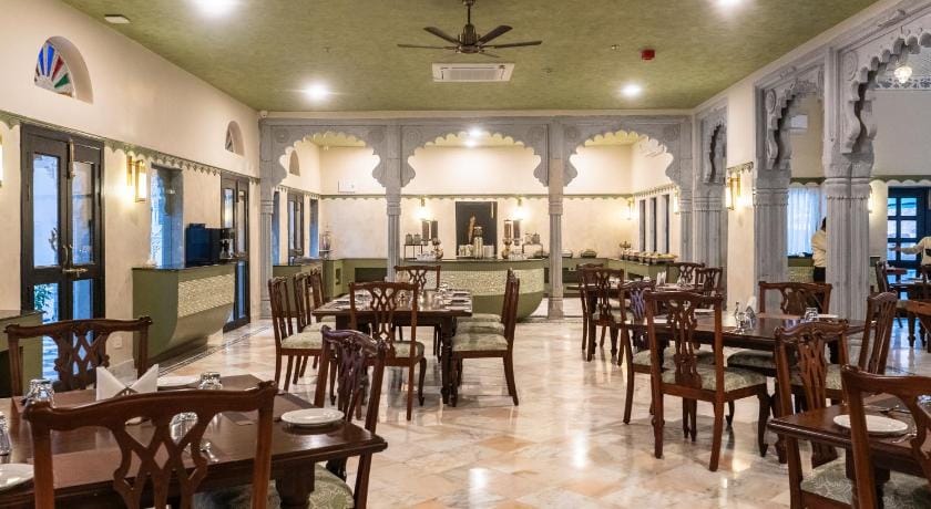 Daulatgarh Resort Hotel in Udaipur