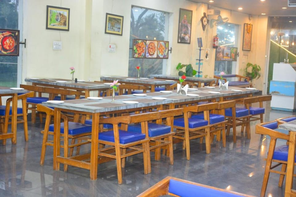 HOTEL THE CORBETT VANSH SECOND unit Hotel in Uttarakhand