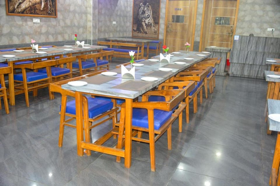 HOTEL THE CORBETT VANSH SECOND unit Hotel in Uttarakhand
